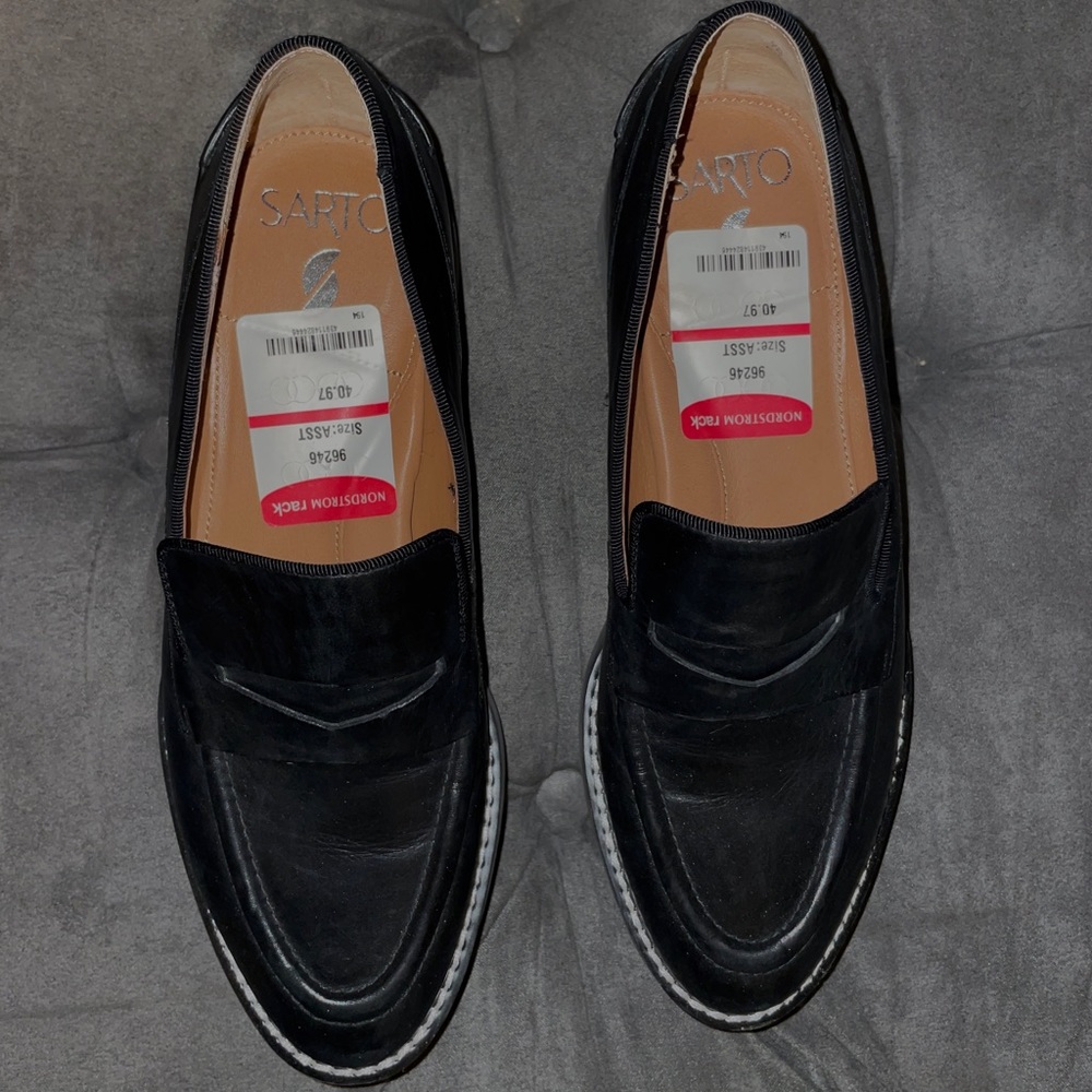 Franco Sarto loafers.  Very good condition. Worn 4-5 times